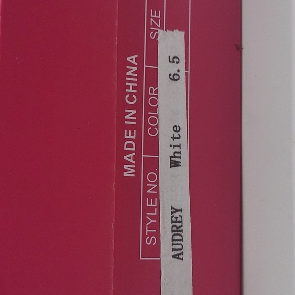 815- Mique Women's Sandals Heels White Color Size 6.5 NWT - Picture 9 of 9